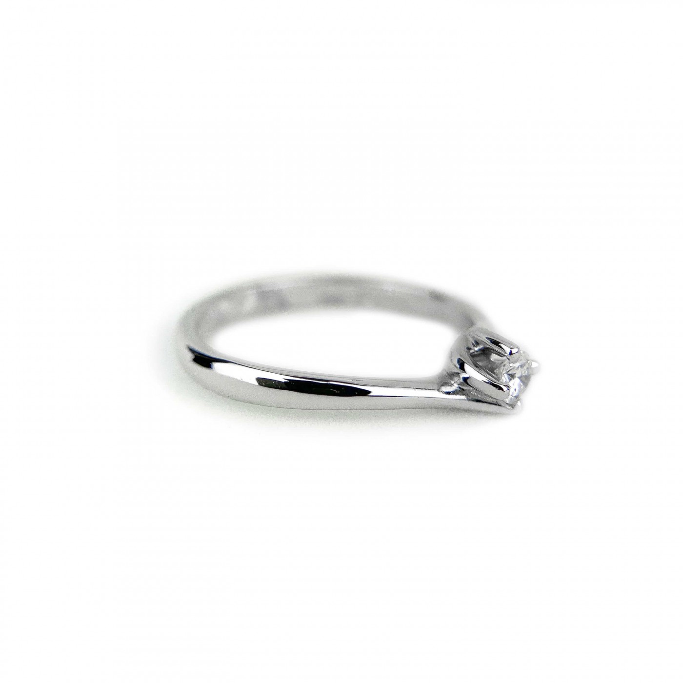 Anello solitario brillante 0,08 ct