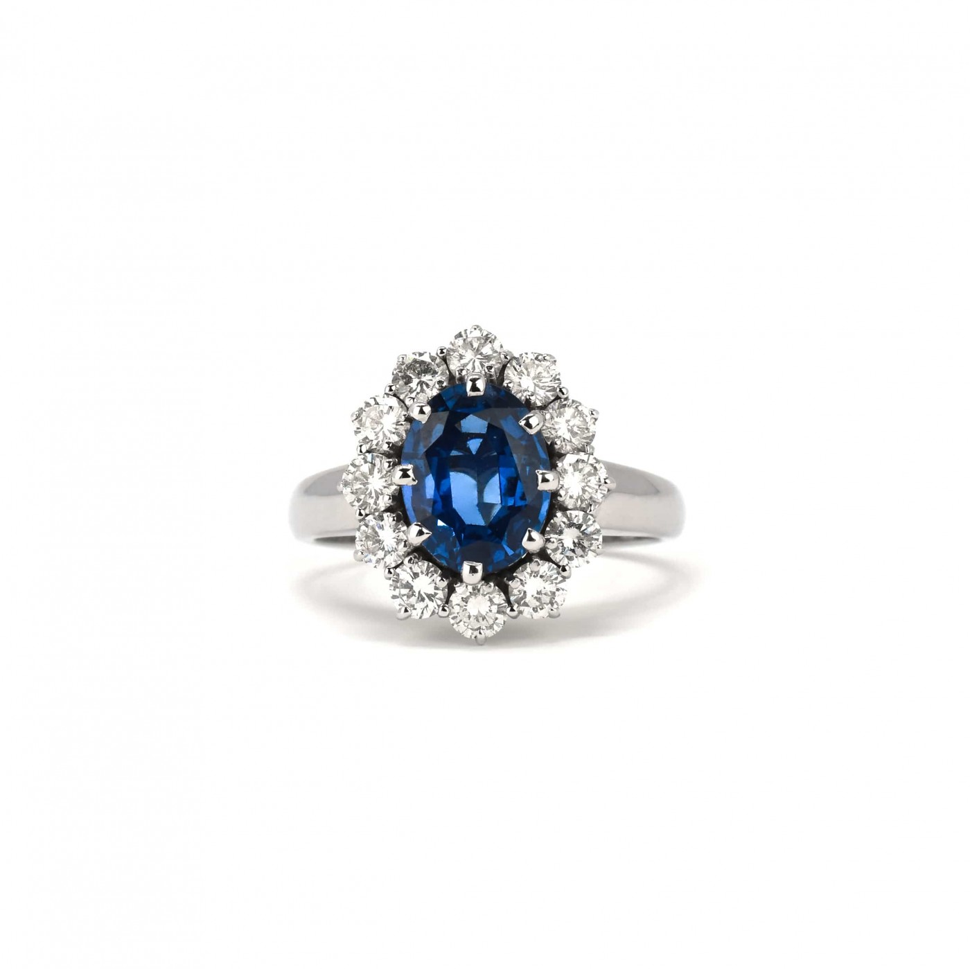 Anello a fiore di brillanti e zaffiro 2,27 ct