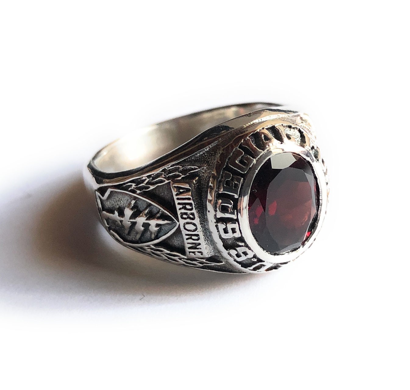 Airborne Ring - Garnet