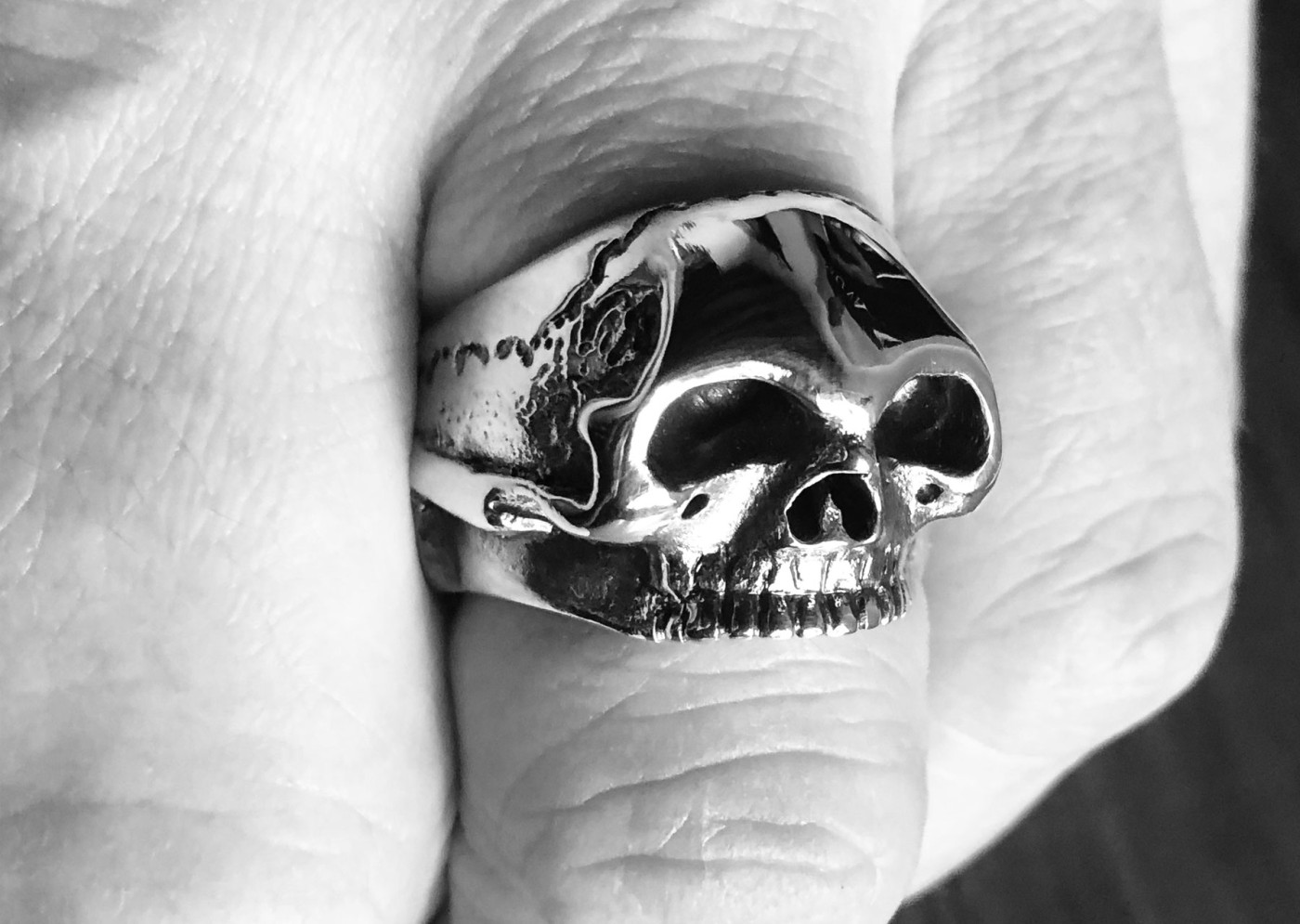 Anatomical Skull Pirates Ring