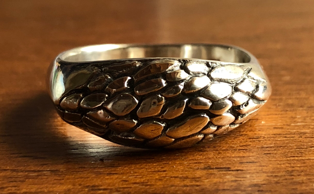 Crocodile Ring