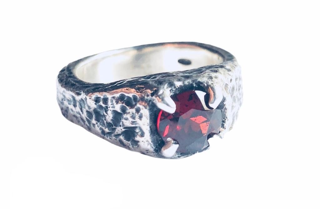 Gothic Dragon Ring - Garnet