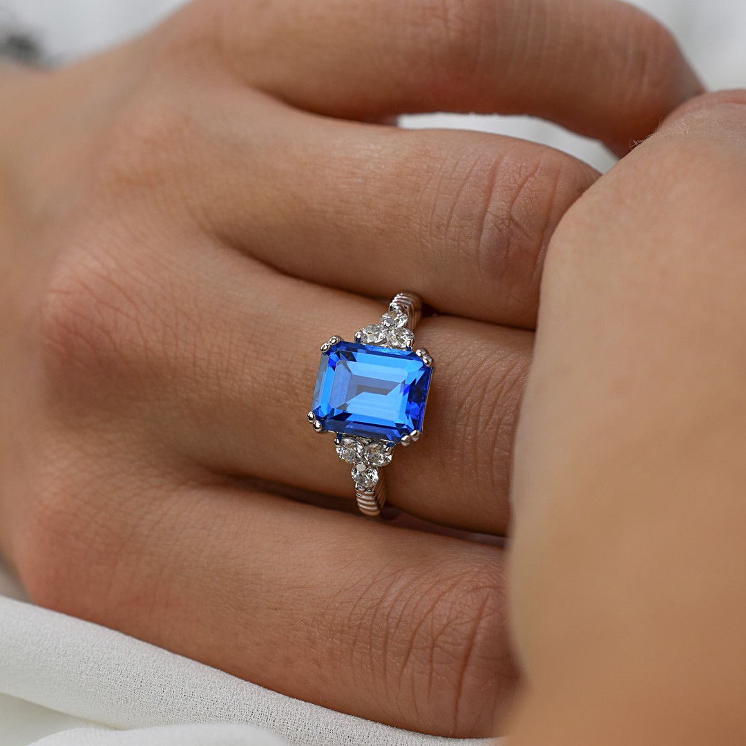 Anello quarzo azzurro