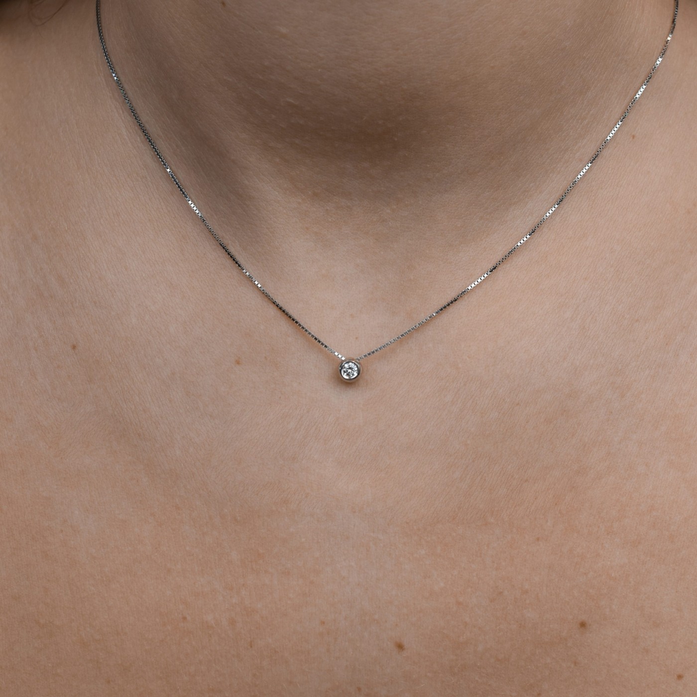 Collana Punto Luce cipollina da 0,07 ct