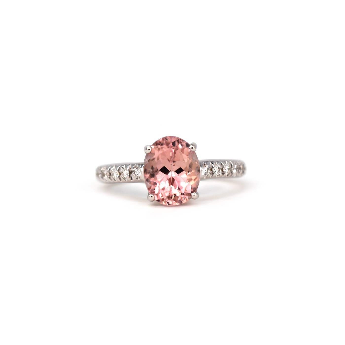 Anello tormalina rosa brasiliana 2,27 ct e brillanti