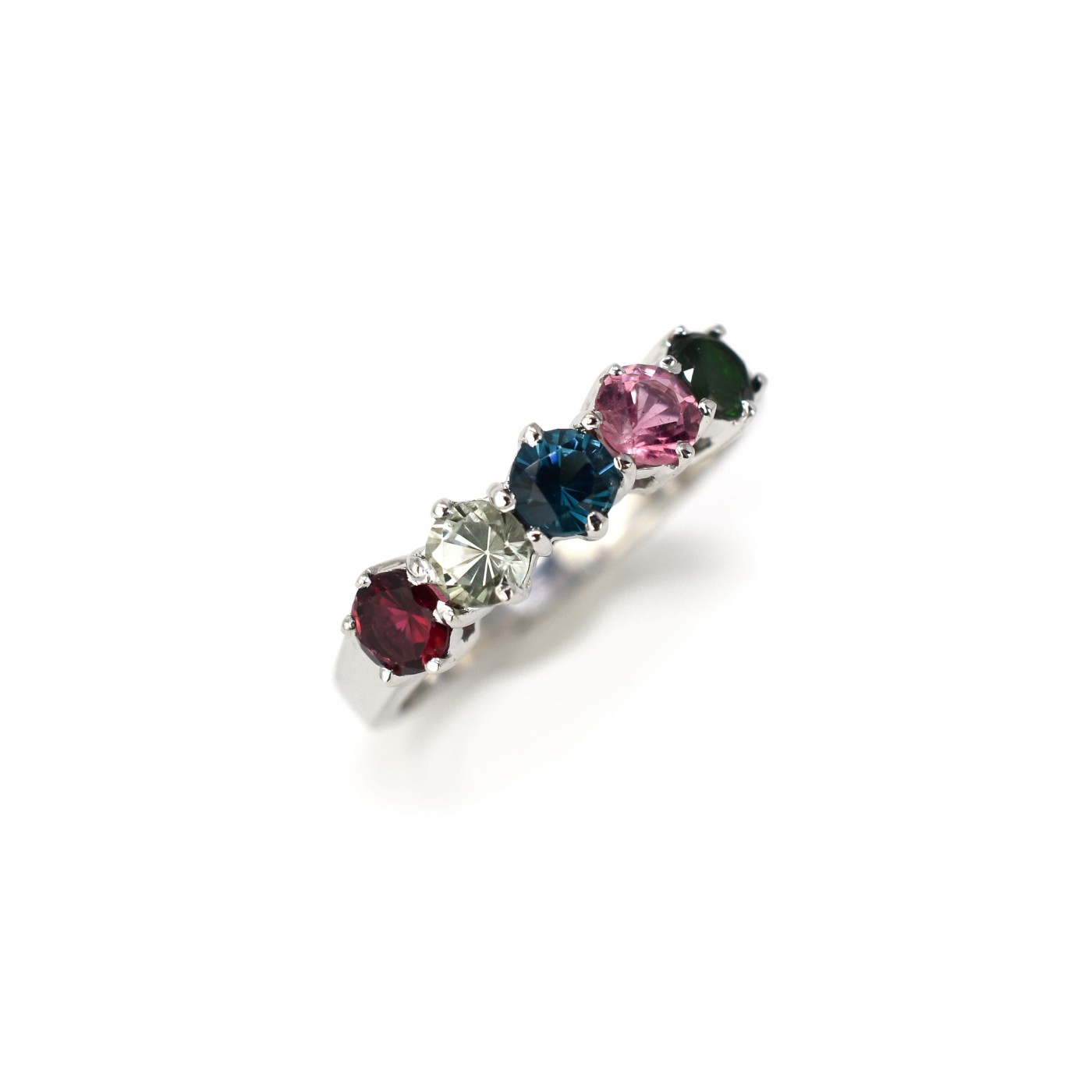 Anello con tormaline naturali