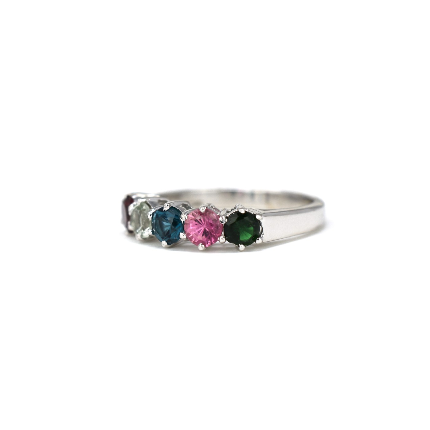 Anello con tormaline naturali