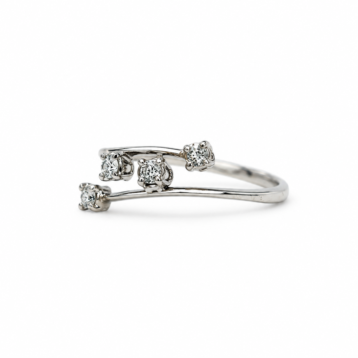 Anello fantasia di brillanti